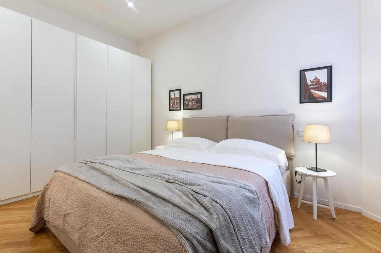 Bologna Piazza Del Nettuno Apartment Bolonha Exterior foto